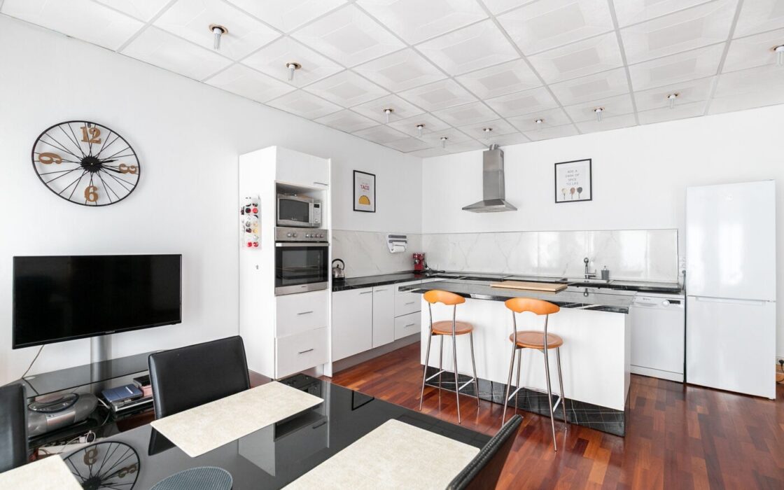 Простора квартира 125 кв.м з балконами в Сант Жерваси