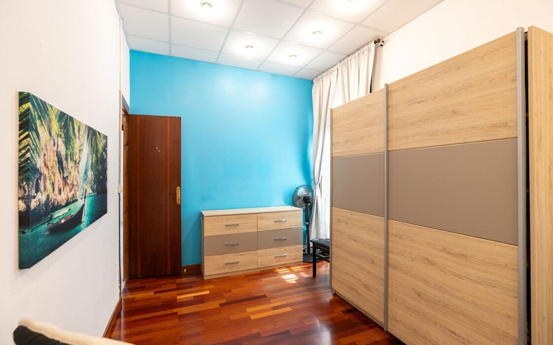 Простора квартира 125 кв.м з балконами в Сант Жерваси