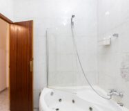 Простора квартира 125 кв.м з балконами в Сант Жерваси