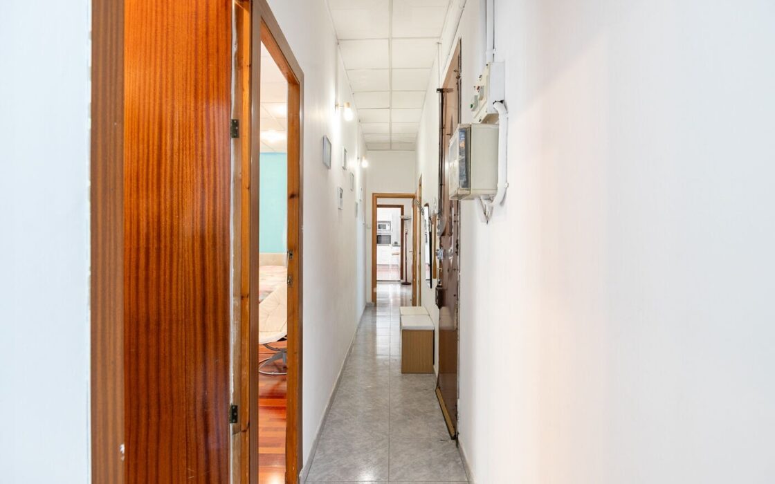 Простора квартира 125 кв.м з балконами в Сант Жерваси