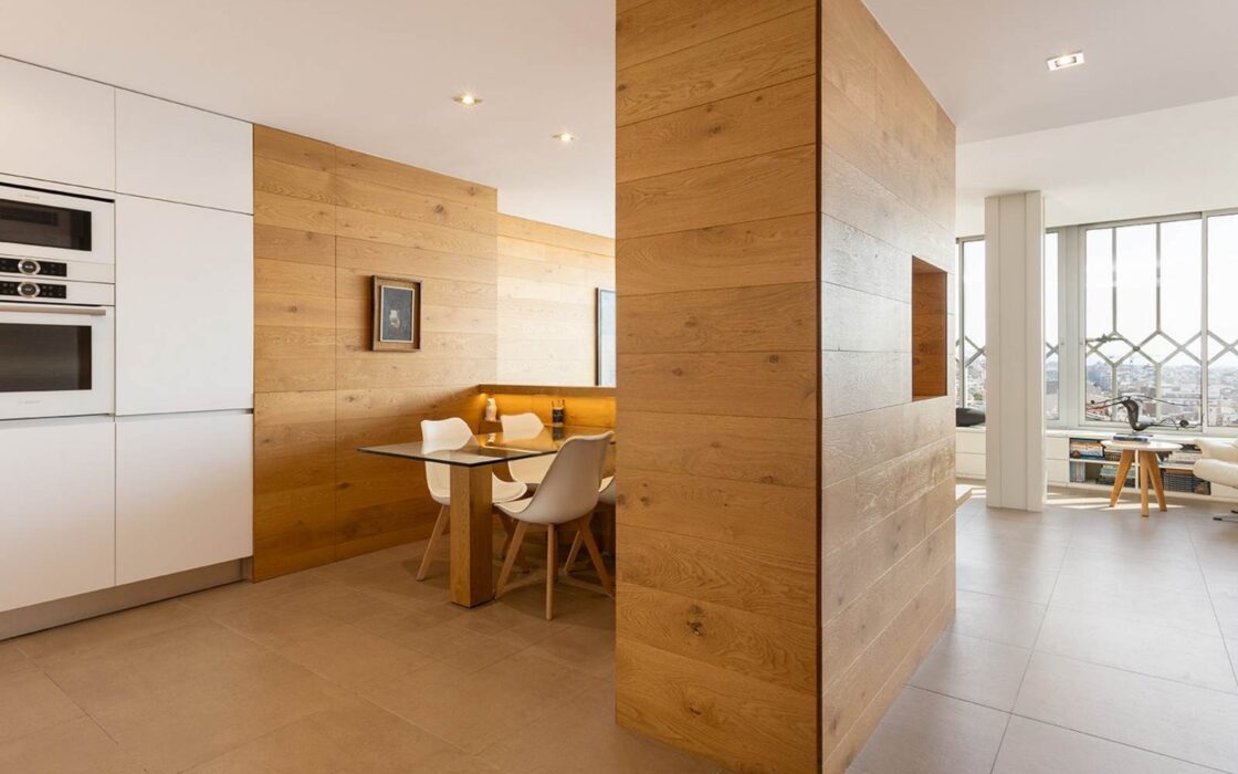 Ексклюзивна квартира з панорамними видами на Барселону 100 кв.м