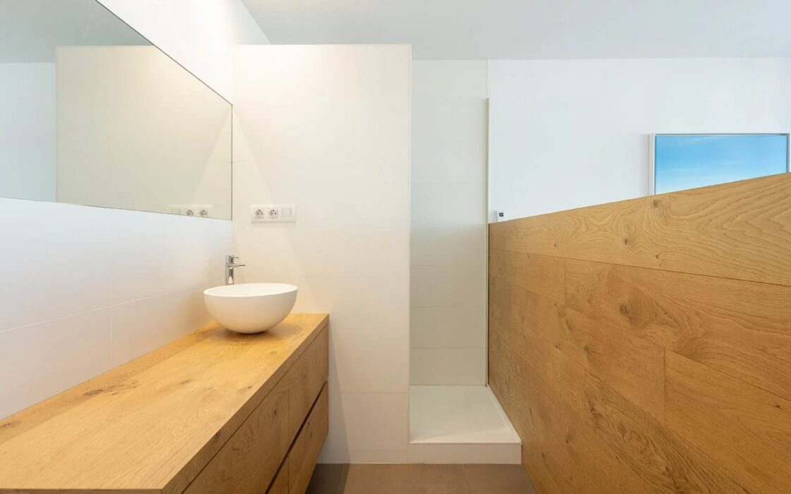 Ексклюзивна квартира з панорамними видами на Барселону 100 кв.м