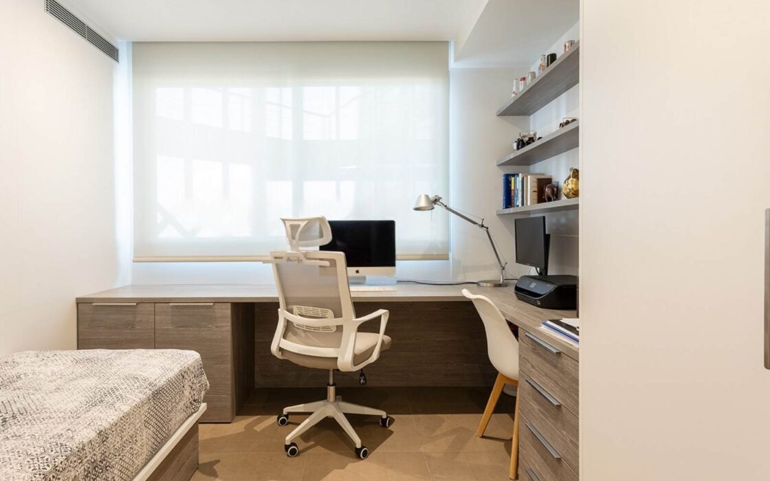 Ексклюзивна квартира з панорамними видами на Барселону 100 кв.м