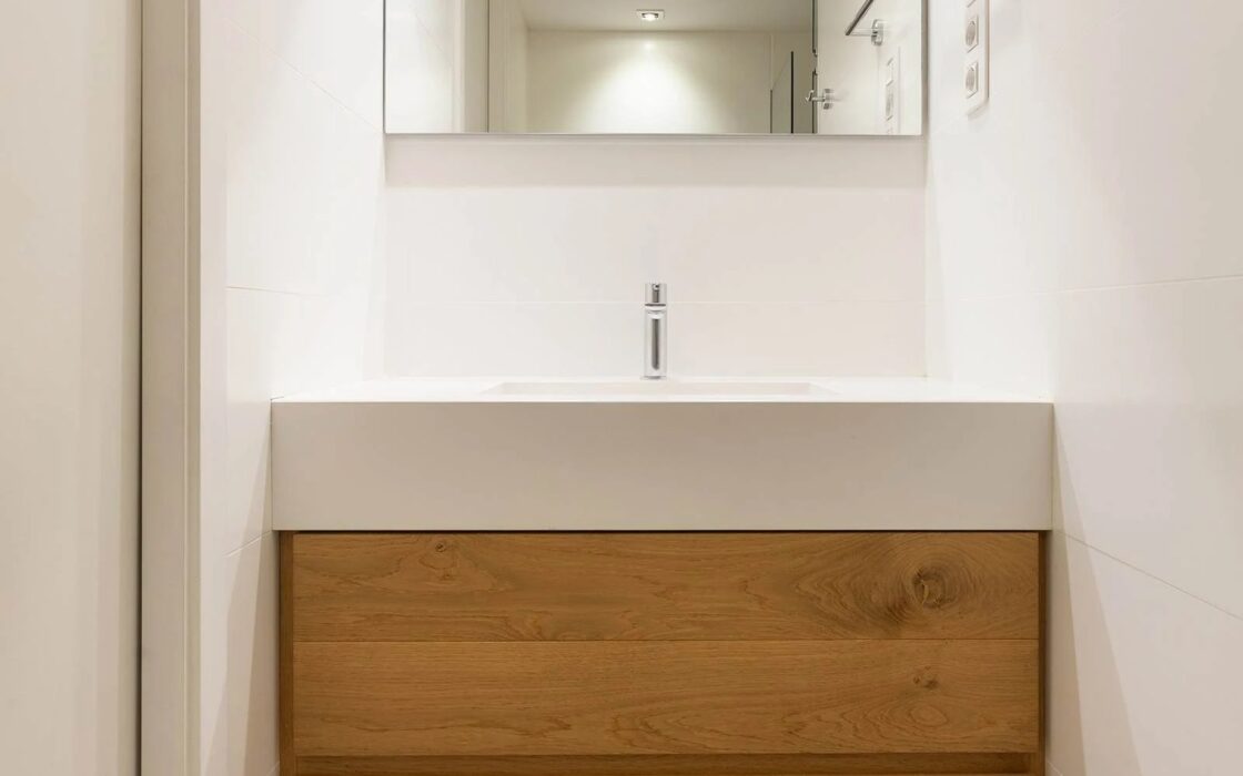 Ексклюзивна квартира з панорамними видами на Барселону 100 кв.м