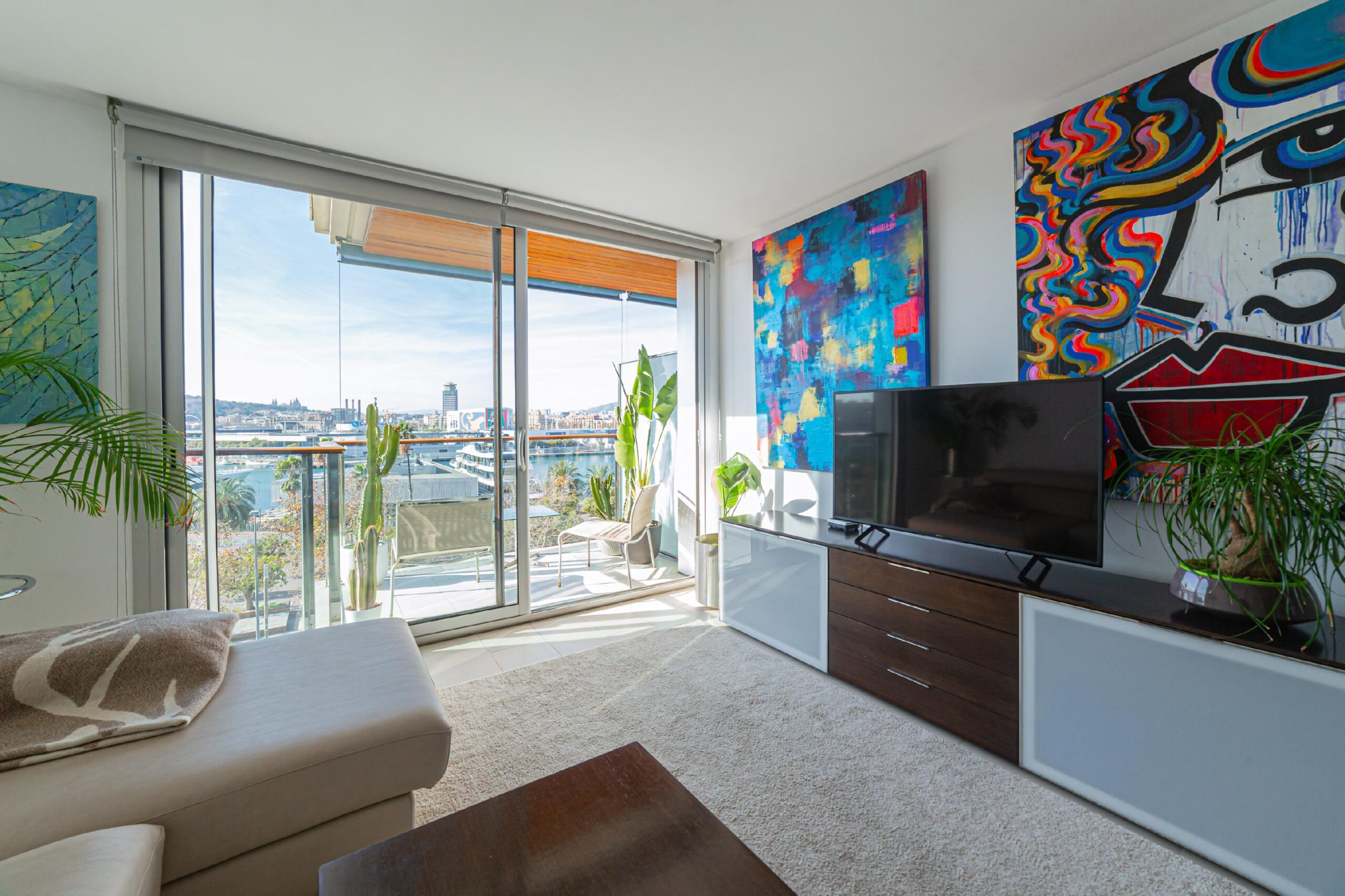 Пентхаус с террасой и видом на море в Барселонете 60 кв.м