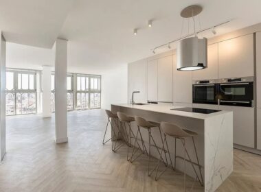 Ексклюзивна квартира 95 кв.м з панорамними видами в Барселоні