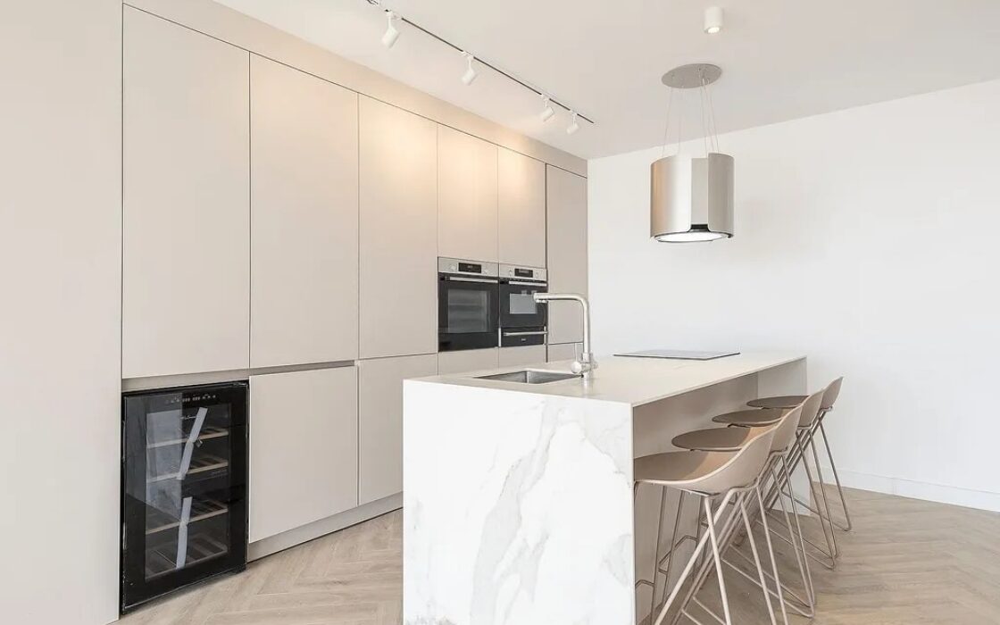 Ексклюзивна квартира 95 кв.м з панорамними видами в Барселоні