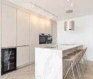 Ексклюзивна квартира 95 кв.м з панорамними видами в Барселоні