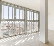 Ексклюзивна квартира 95 кв.м з панорамними видами в Барселоні