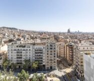 Ексклюзивна квартира 95 кв.м з панорамними видами в Барселоні