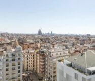 Ексклюзивна квартира 95 кв.м з панорамними видами в Барселоні