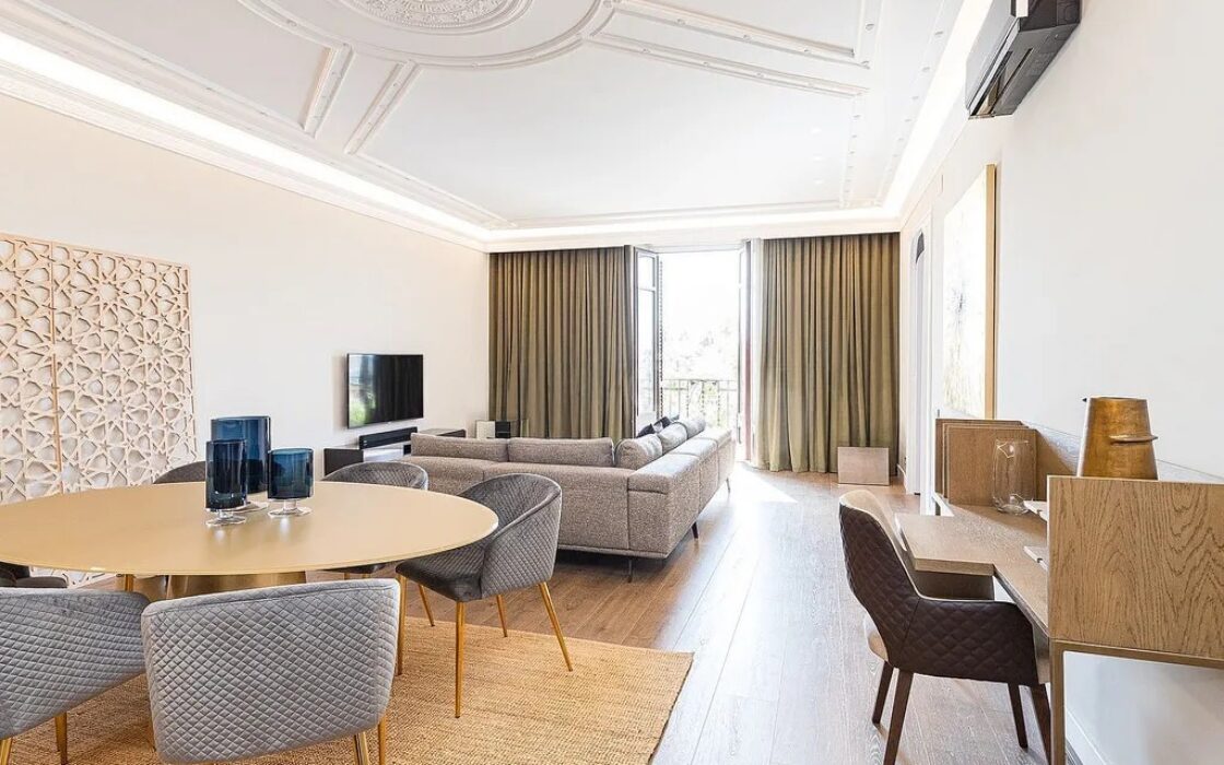 Елітна квартира 131 кв.м з видом на Порт в Барселоні