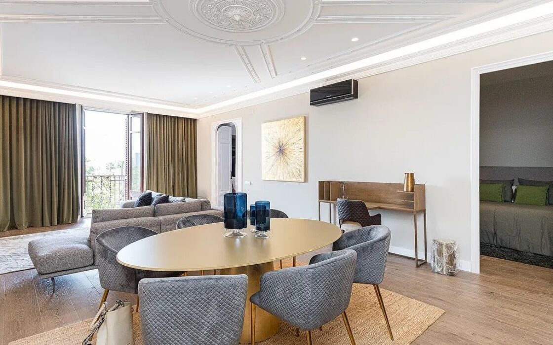 Елітна квартира 131 кв.м з видом на Порт в Барселоні