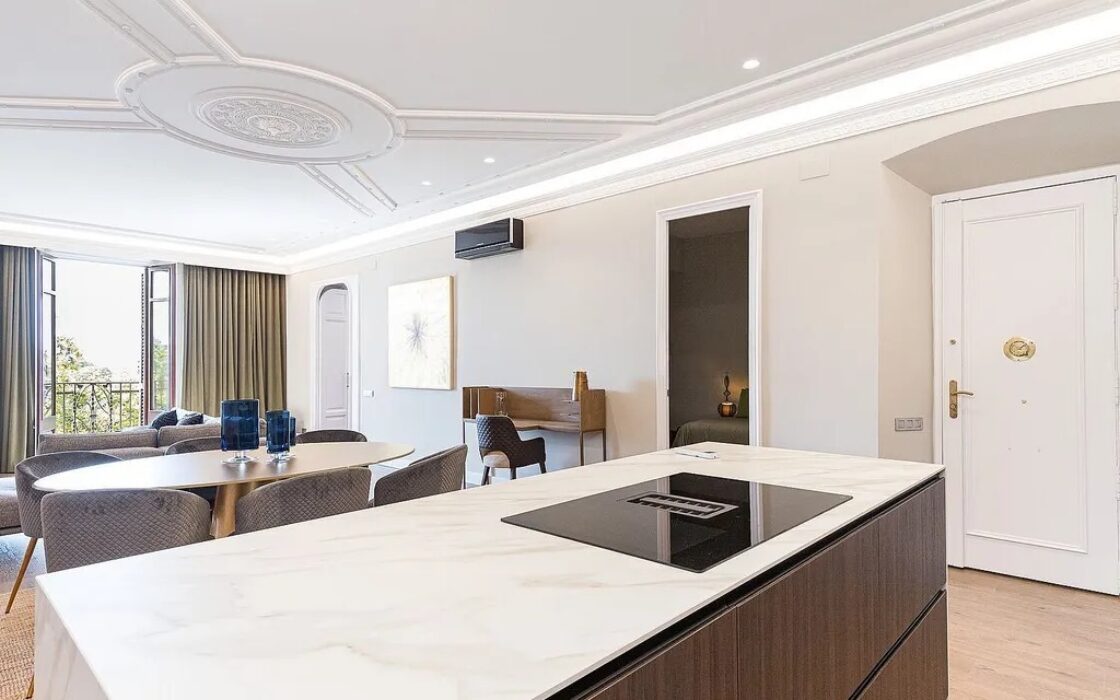 Елітна квартира 131 кв.м з видом на Порт в Барселоні