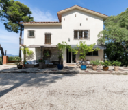 Ексклюзивний будинок в Ла Флоресте з терасами та панорамним видом