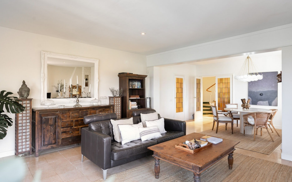 Ексклюзивний будинок в Ла Флоресте з терасами та панорамним видом