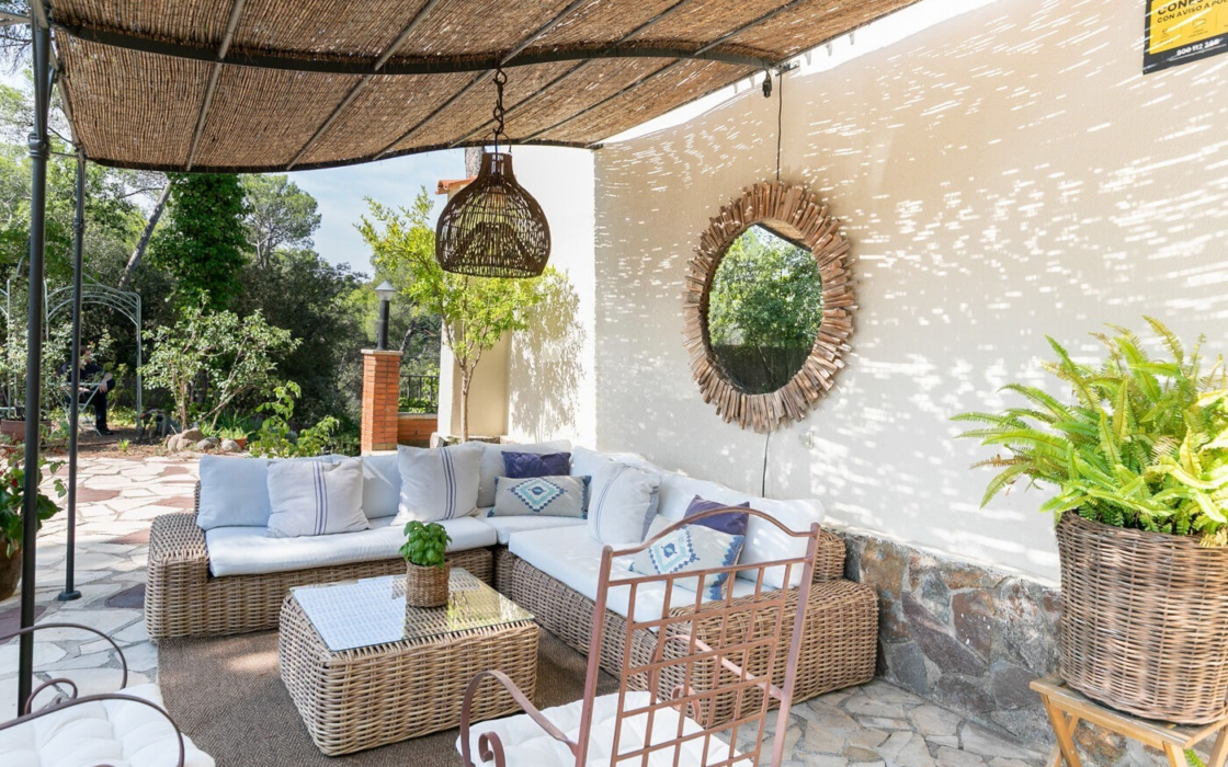 Ексклюзивний будинок в Ла Флоресте з терасами та панорамним видом