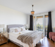 Ексклюзивний будинок в Ла Флоресте з терасами та панорамним видом