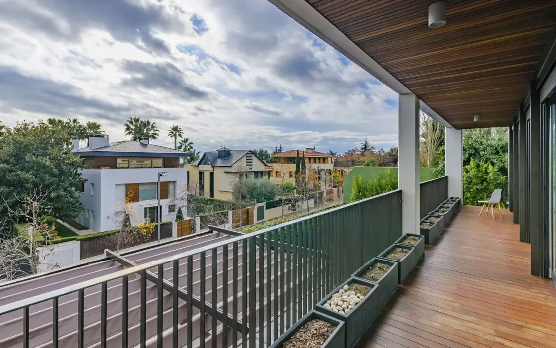 Елітна квартира 300 кв.м з терасою в Педральбесі Барселони