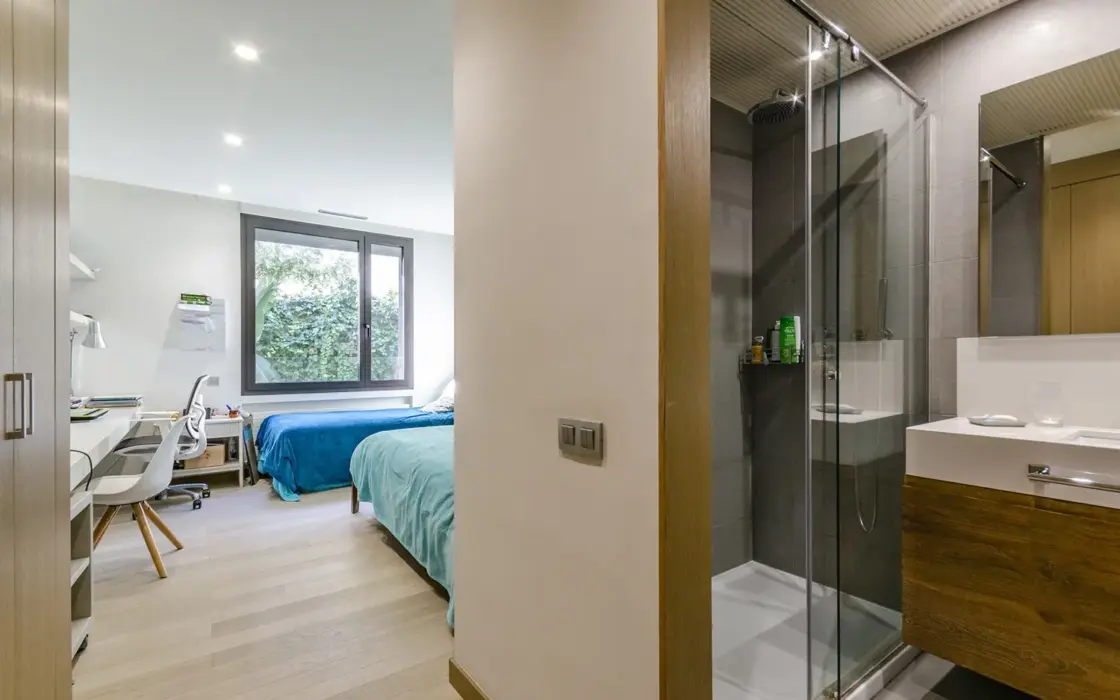 Елітна квартира 300 кв.м з терасою в Педральбесі Барселони