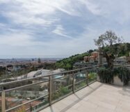 Ексклюзивний пентхаус з терасами в Барселоні 160 кв.м