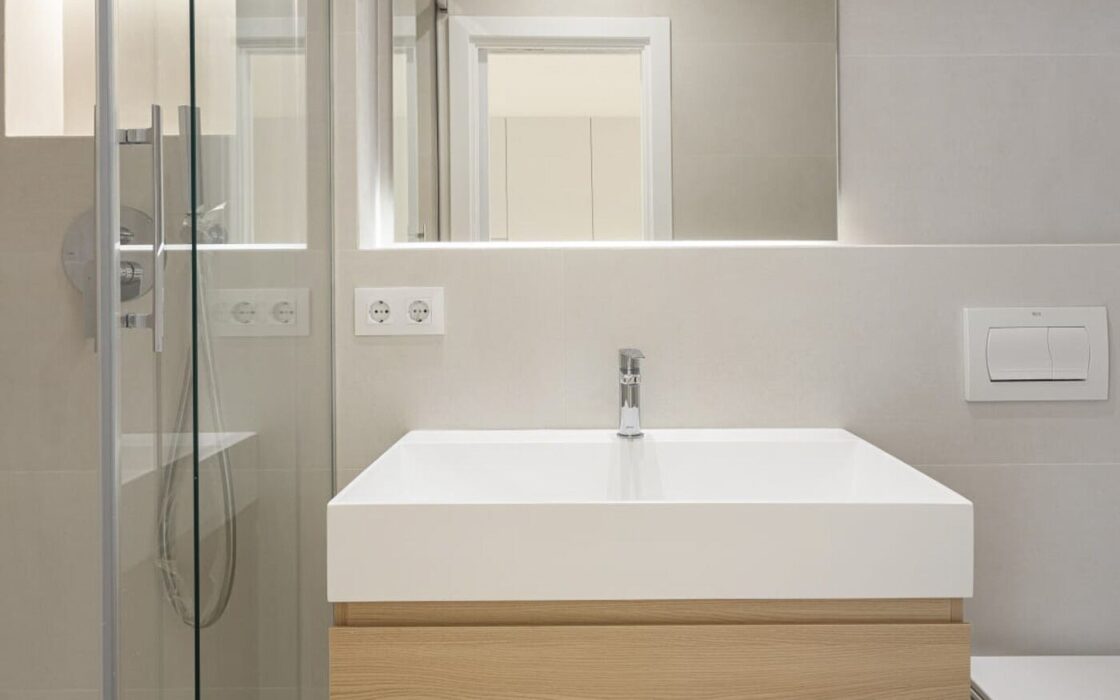 Реновированная квартира с балкон в Побле Сек, Барселона 54 кв.м.