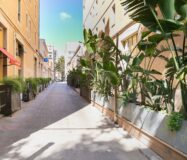 Реновированная квартира с балкон в Побле Сек, Барселона 54 кв.м.