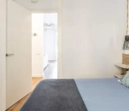 Отремонтированная квартира в Барселоне у моря, 2 комнаты