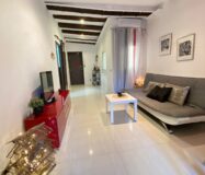 Квартира 60 кв.м з терасою в центрі Барселони