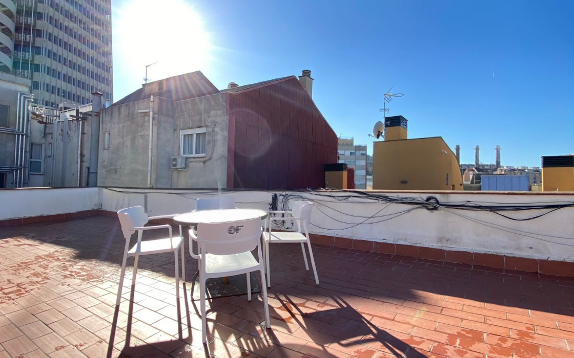 Квартира 60 кв.м з терасою в центрі Барселони