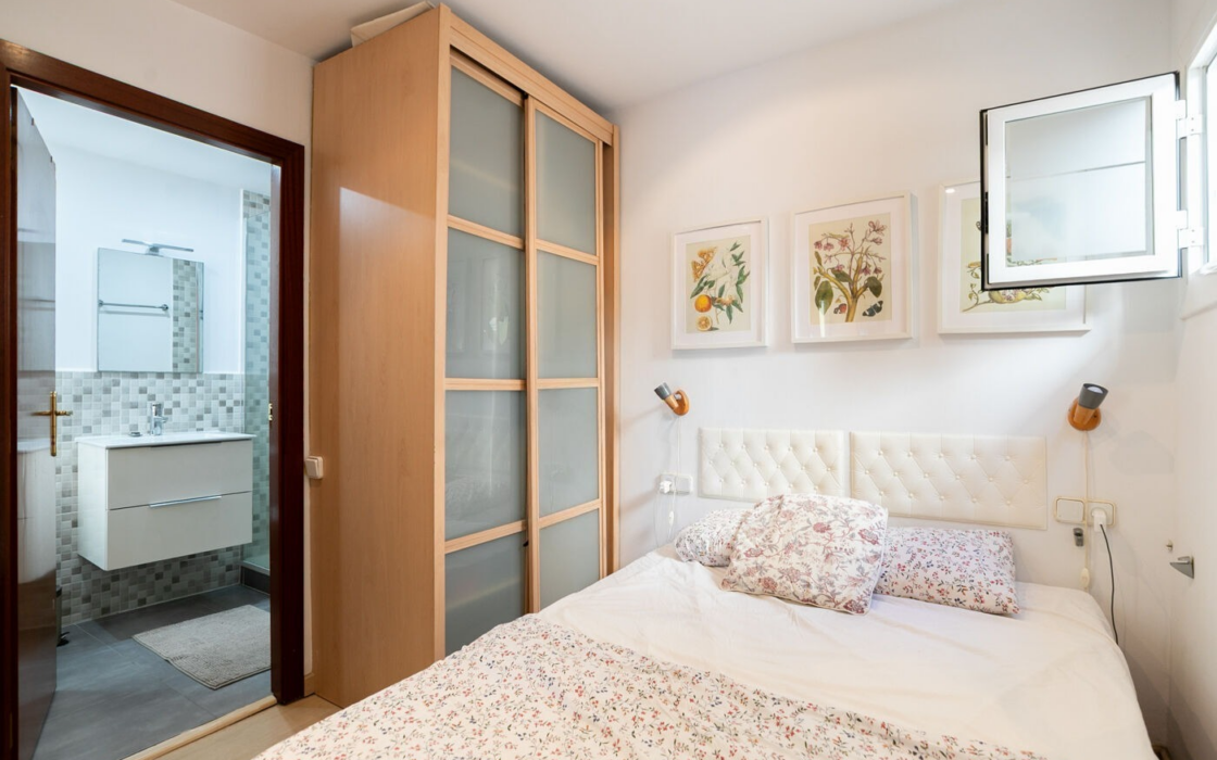 Квартира 50 кв.м з балконом в центрі Барселони