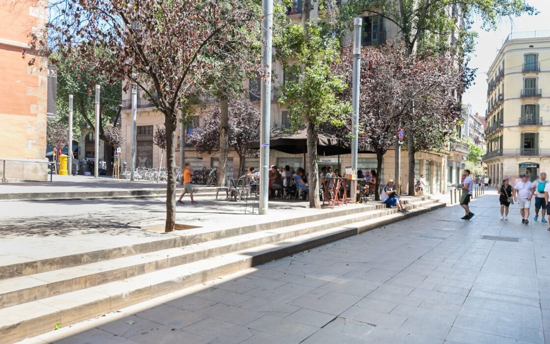 Квартира з балконом в Ель Борн, Барселона, 73 кв.м.