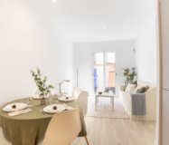 Сучасна квартира 54 кв.м в центрі Барселони з ремонтом