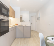 Сучасна квартира 54 кв.м в центрі Барселони з ремонтом