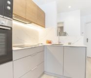 Сучасна квартира 54 кв.м в центрі Барселони з ремонтом