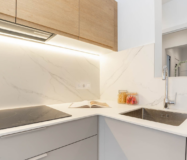 Сучасна квартира 54 кв.м в центрі Барселони з ремонтом