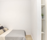 Сучасна квартира 54 кв.м в центрі Барселони з ремонтом