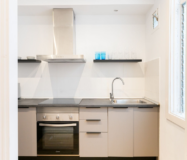 Квартира 71 кв.м в Барселоні у музею MACBA з ванною