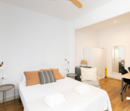 Квартира 71 кв.м в Барселоні у музею MACBA з ванною