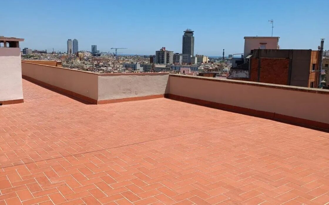 Квартира 80 кв.м в Сант-Антони, Барселона з балконом