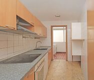 Світла квартира 80 кв.м в Побле-Сек, Барселона з балконом