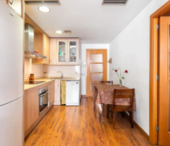 Квартира з терасою в Равалі, Барселона, 64 кв.м, 2 спальні