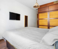 Квартира з терасою в Равалі, Барселона, 64 кв.м, 2 спальні