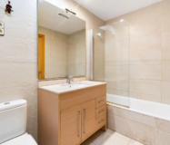 Квартира з терасою в Равалі, Барселона, 64 кв.м, 2 спальні