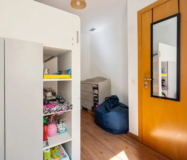 Квартира з терасою в Равалі, Барселона, 64 кв.м, 2 спальні