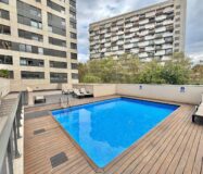 Елегантна квартира 78 кв.м на верхньому поверсі Барселони