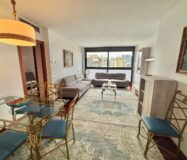 Елегантна квартира 78 кв.м на верхньому поверсі Барселони