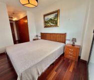 Елегантна квартира 78 кв.м на верхньому поверсі Барселони