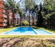 Квартира 78 кв.м з басейном у Педральбесі, Барселона