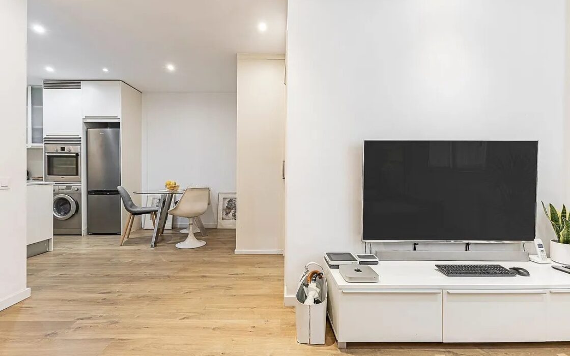 Квартира 78 кв.м з басейном у Педральбесі, Барселона